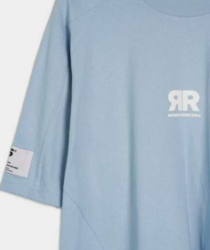 remera boxy celeste